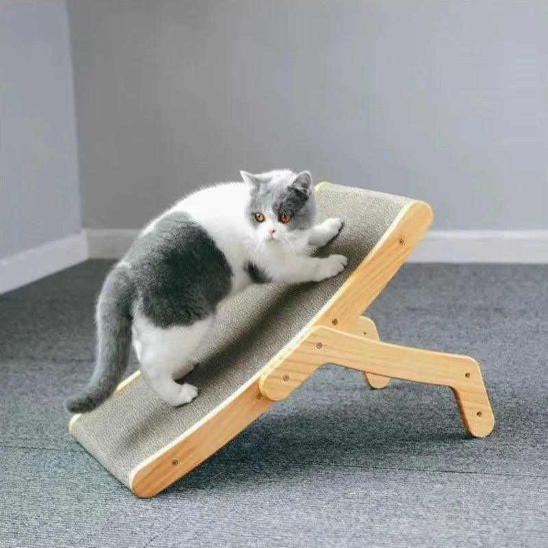 Griffoir pour Chat en Bois et Carton